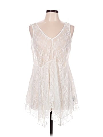 Torrid Sleeveless Blouse (view 1)