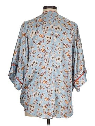 Easel Kimono (view 2)