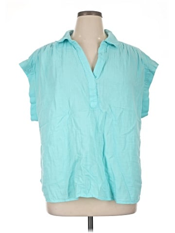 St. John's Bay Sleeveless Button-Down Shirt (view 1)