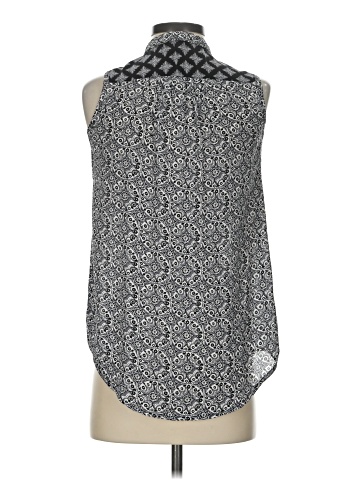 Rewind Sleeveless Blouse (view 2)