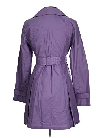 XOXO Trenchcoat (view 2)