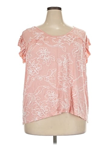 Liv Short Sleeve T-Shirt (view 1)