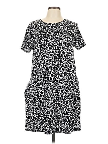 Ellen Tracy Casual Dress (view 1)