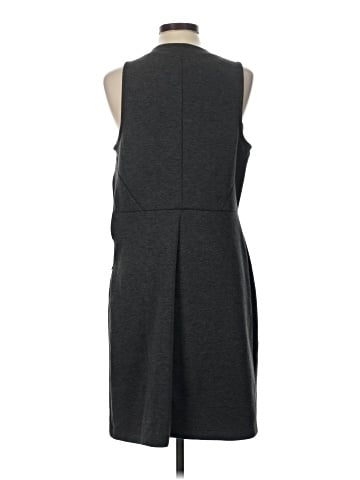 Old Navy Casual Dress (view 2)