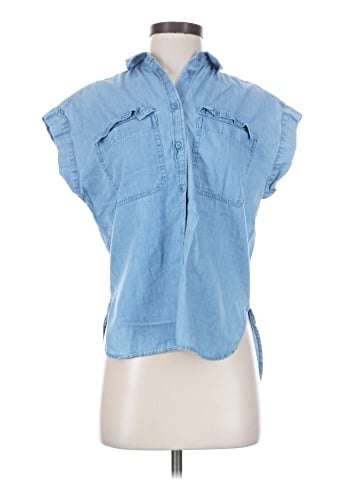 Gap Sleeveless Button-Down Shirt (view 1)