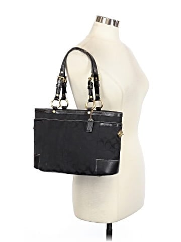 Coach Shoulder Bag (view 2)