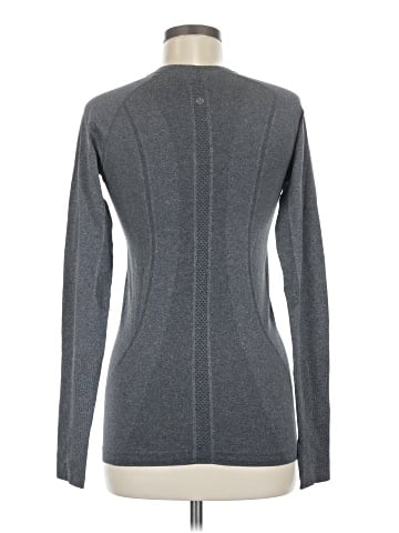 Lululemon Athletica Long Sleeve T-Shirt (view 2)