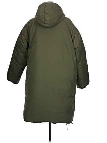 Everlane Raincoat (view 2)