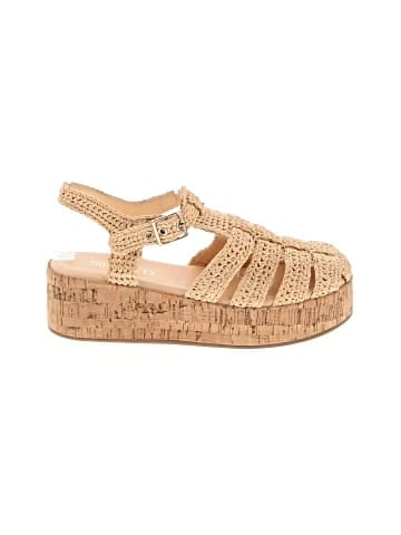 Silent D Wedges (view 1)