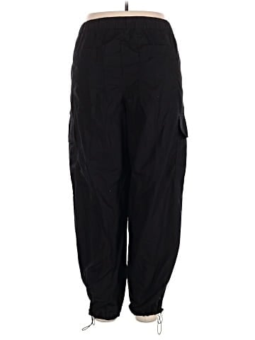 Gap Cargo Pants (view 2)