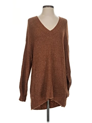 American Eagle Outfitters Pullover Sweater (view 1)