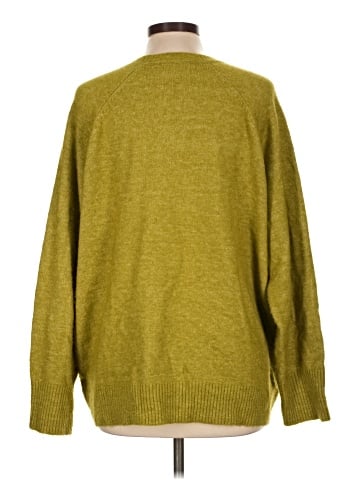 Old Navy Pullover Sweater (view 2)