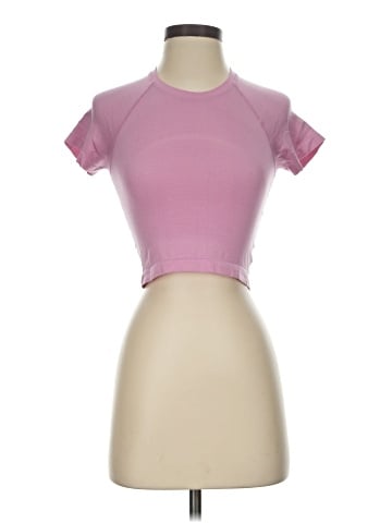 Lululemon Athletica Short Sleeve T-Shirt (view 1)