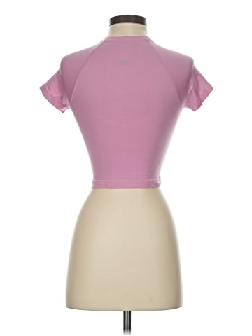 Lululemon Athletica Short Sleeve T-Shirt (view 2)
