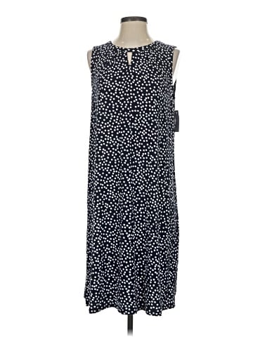 Croft & Barrow Casual Dress (view 1)