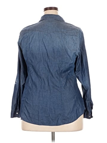 Lane Bryant Long Sleeve Button-Down Shirt (view 2)