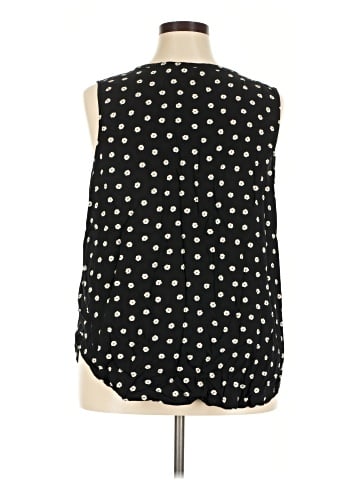 Croft & Barrow Sleeveless Blouse (view 2)