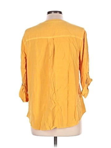 Torrid 3/4 Sleeve Blouse (view 2)