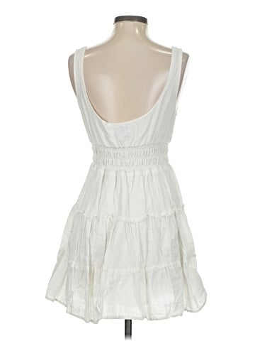 Urban Outfitters Casual Dress (view 2)