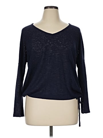 New York & Company 3/4 Sleeve T-Shirt (view 1)