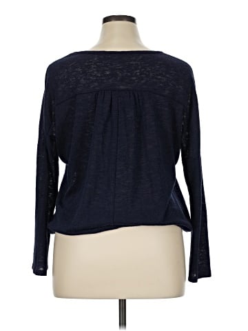 New York & Company 3/4 Sleeve T-Shirt (view 2)