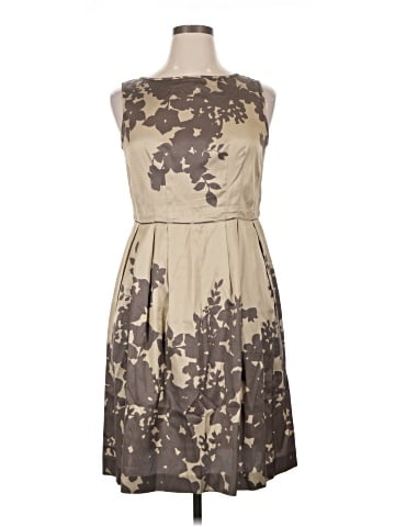 Banana Republic Cocktail Dress (view 1)