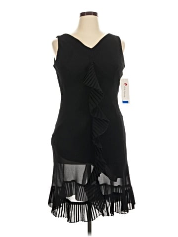 Citi Clothing Cocktail Dress (view 1)