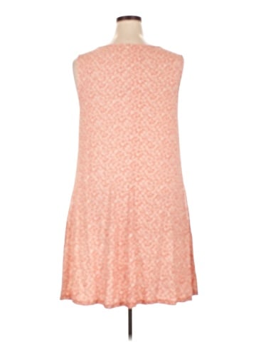 Old Navy Casual Dress (view 2)