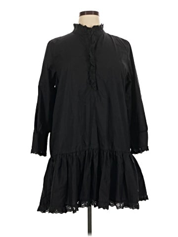 Hunter Bell Casual Dress (view 1)