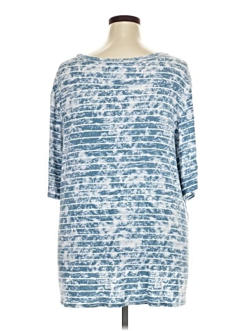 Lularoe 3/4 Sleeve T-Shirt (view 2)