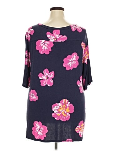 Lularoe 3/4 Sleeve T-Shirt (view 2)