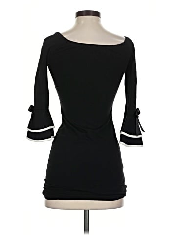A'gaci Pullover Sweater (view 2)
