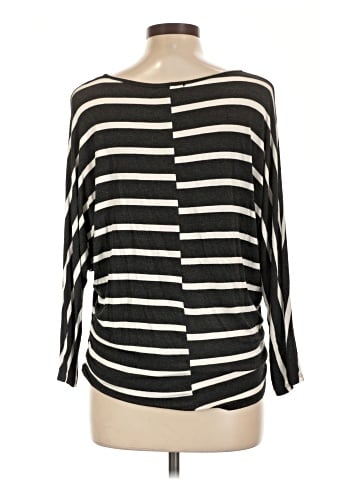 Charlotte Russe 3/4 Sleeve T-Shirt (view 2)