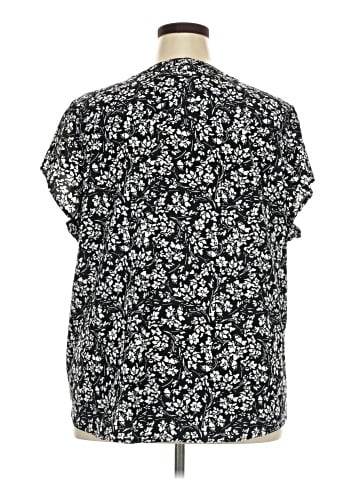 Croft & Barrow Short Sleeve Blouse (view 2)