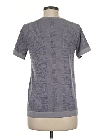Lululemon Athletica Short Sleeve T-Shirt (view 2)