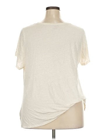 Vince Camuto Short Sleeve T-Shirt (view 2)