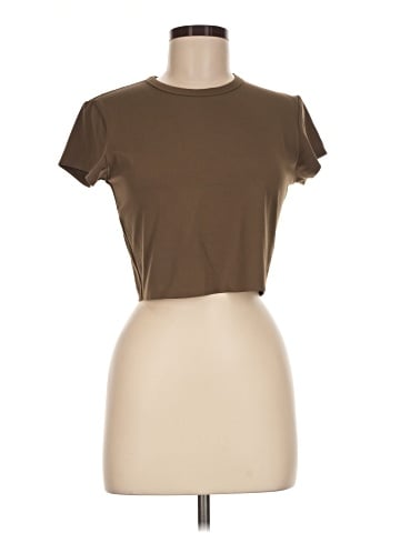 Uniqlo Short Sleeve T-Shirt (view 1)