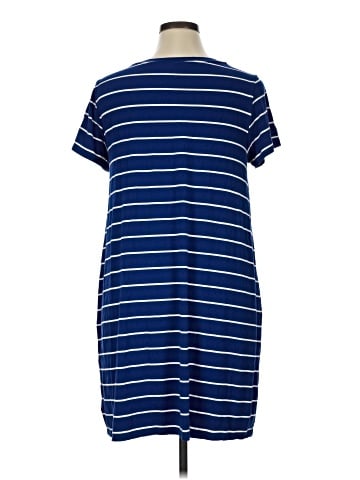 Ava & Viv Casual Dress (view 2)