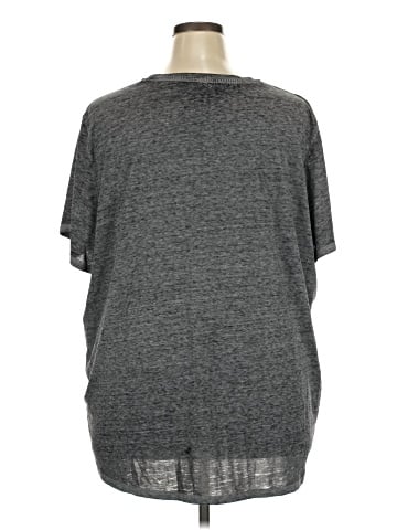 Maurices Short Sleeve T-Shirt (view 2)