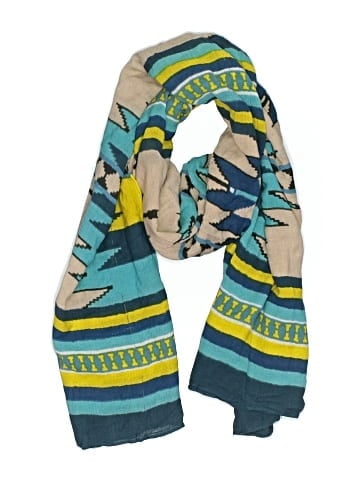 Theodora & Callum Scarf (view 1)