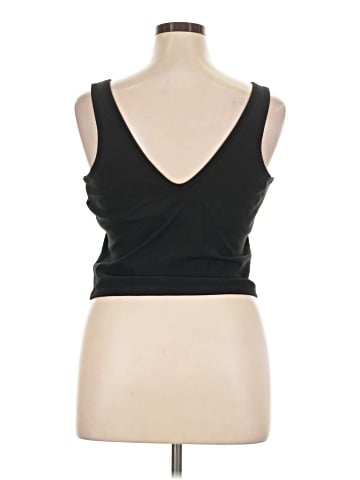 Gap Fit Tank Top (view 2)