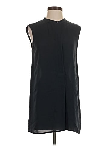 Vince. Sleeveless T-Shirt (view 1)