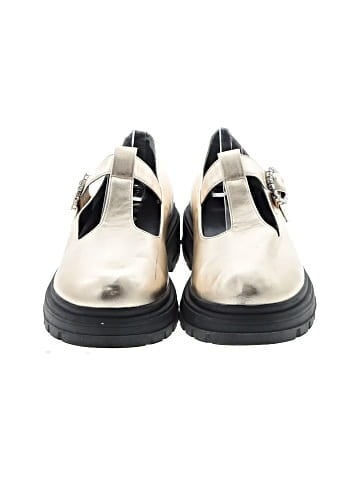 Nina Flats (view 2)