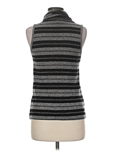 BB Dakota Sleeveless Top (view 2)