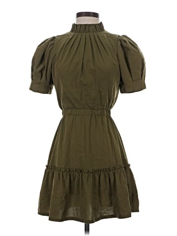 Alice + Olivia Casual Dress (view 1)