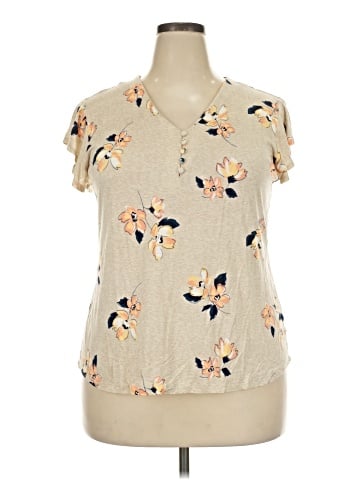 Liz Claiborne Short Sleeve Henley (view 1)
