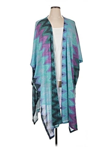 IMAN Poncho (view 1)