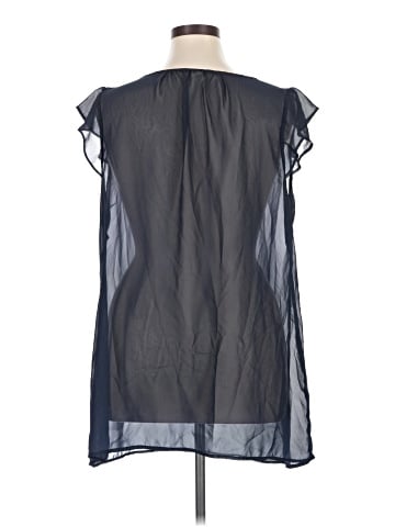 Old Navy Sleeveless Blouse (view 2)
