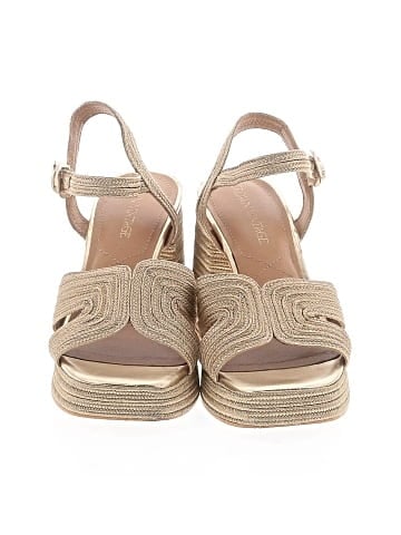 Crown Vintage Heels (view 2)