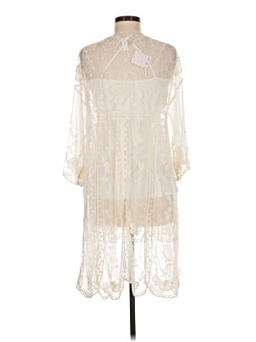 LC Lauren Conrad Kimono (view 2)